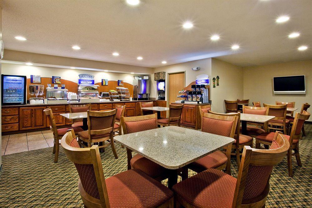 Holiday Inn Express Dillard Restauracja zdjęcie